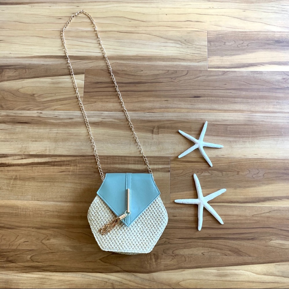 Geometric Straw Gold Chain Strap Shoulder Bag